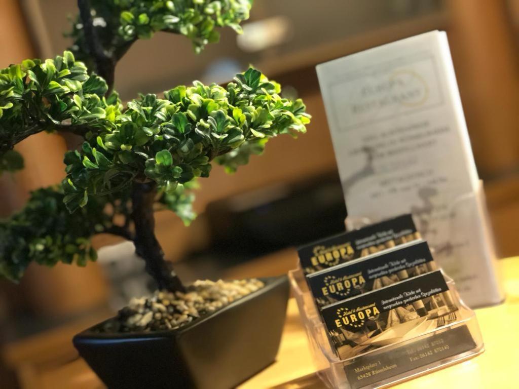 Hotel Europa - Restaurant Ruesselsheim Luaran gambar